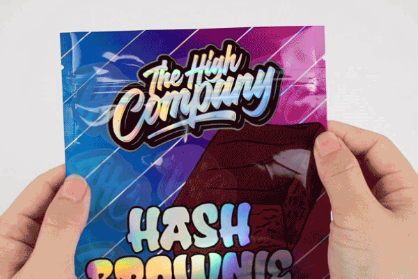 Holographic packaging